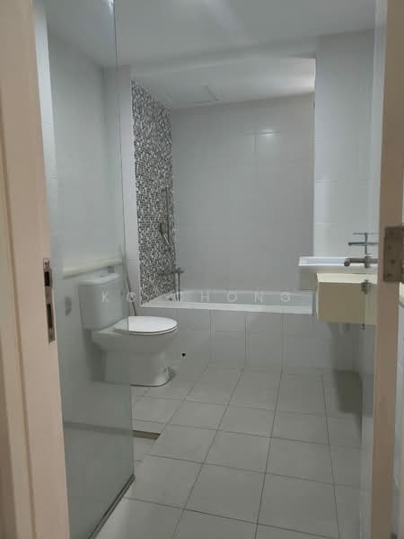 Kondominium untuk Disewa di 28 Dutamas - KC Chong - Bathroom - PropertyGuru.com.my