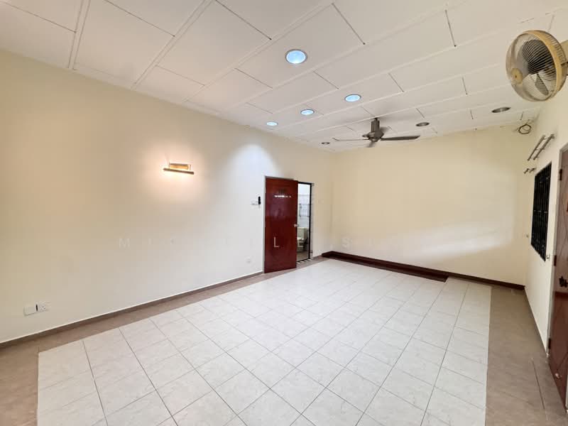 Rumah Teres 2-Tingkat untuk Dijual di Taman Pertama (Cheras) - Michelle Siow - PropertyGuru.com.my