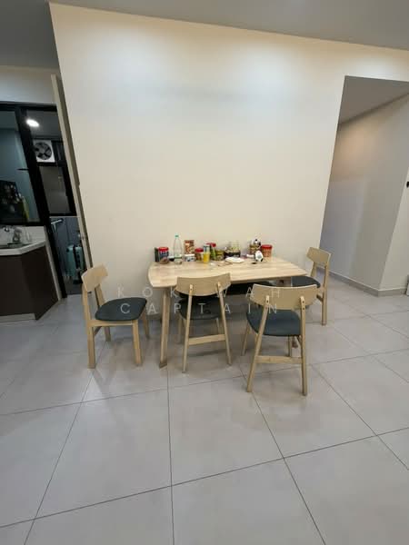 Service Residence for Rent at Majestic Maxim - Kok Wah Captain - Dining Room - PropertyGuru.com.my