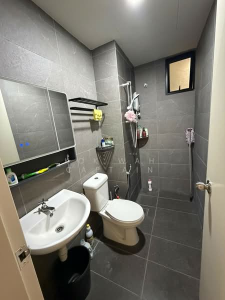 Service Residence for Rent at Majestic Maxim - Kok Wah Captain - Bathroom - PropertyGuru.com.my