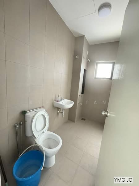 Rumah Teres 2 Tingkat untuk Disewa di Bandar Bukit Raja (Klang) - Stella Tan - Bathroom - PropertyGuru.com.my