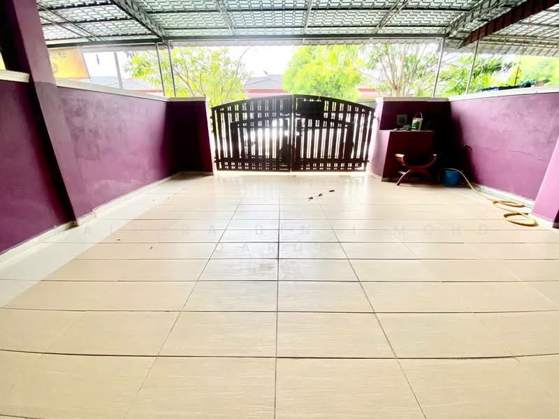 Rumah Teres 1 Tingkat untuk Dijual di Taman Pelangi Semenyih (Semenyih) - Maizura binti Mohd Darus - Exterior - PropertyGuru.com.my