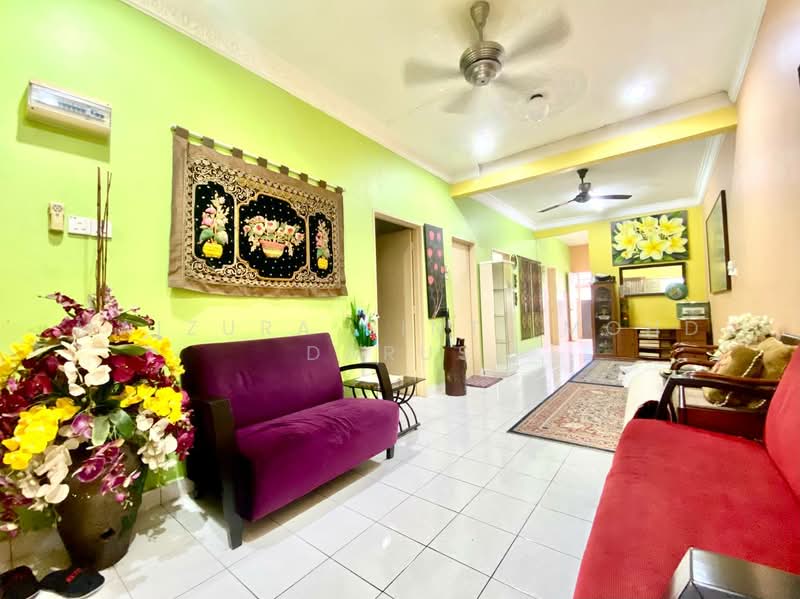 Rumah Teres 1 Tingkat untuk Dijual di Taman Pelangi Semenyih (Semenyih) - Maizura binti Mohd Darus - Living Room - PropertyGuru.com.my