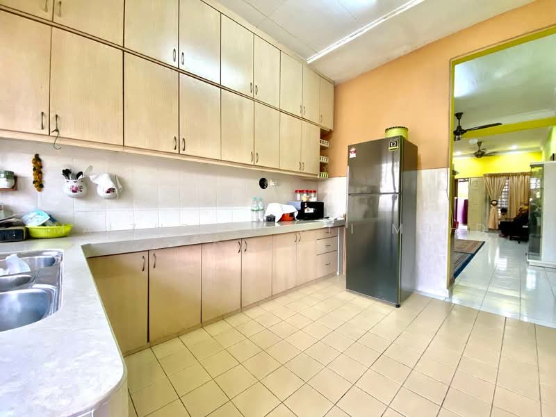 Rumah Teres 1 Tingkat untuk Dijual di Taman Pelangi Semenyih (Semenyih) - Maizura binti Mohd Darus - Kitchen - PropertyGuru.com.my