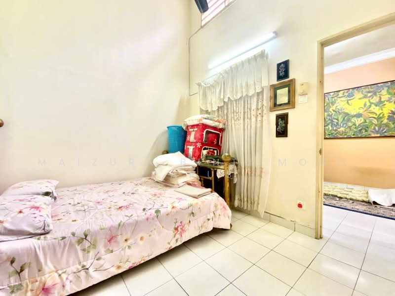 Rumah Teres 1 Tingkat untuk Dijual di Taman Pelangi Semenyih (Semenyih) - Maizura binti Mohd Darus - Bedroom - PropertyGuru.com.my