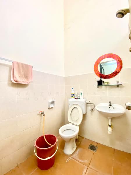 Rumah Teres 1 Tingkat untuk Dijual di Taman Pelangi Semenyih (Semenyih) - Maizura binti Mohd Darus - Bathroom - PropertyGuru.com.my