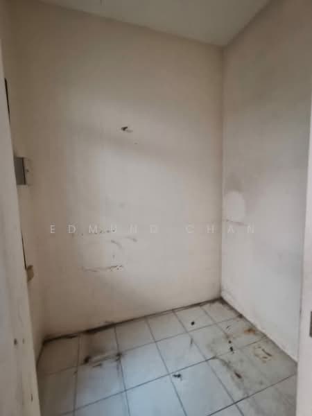 Kedai / Pejabat untuk Dijual di Bandar Kinrara Seksyen 5 (Bandar Kinrara) - Edmund Chan - Interior - PropertyGuru.com.my