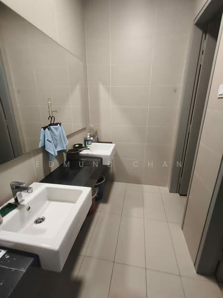 Kedai / Pejabat untuk Dijual di Bandar Kinrara Seksyen 5 (Bandar Kinrara) - Edmund Chan - Bathroom - PropertyGuru.com.my