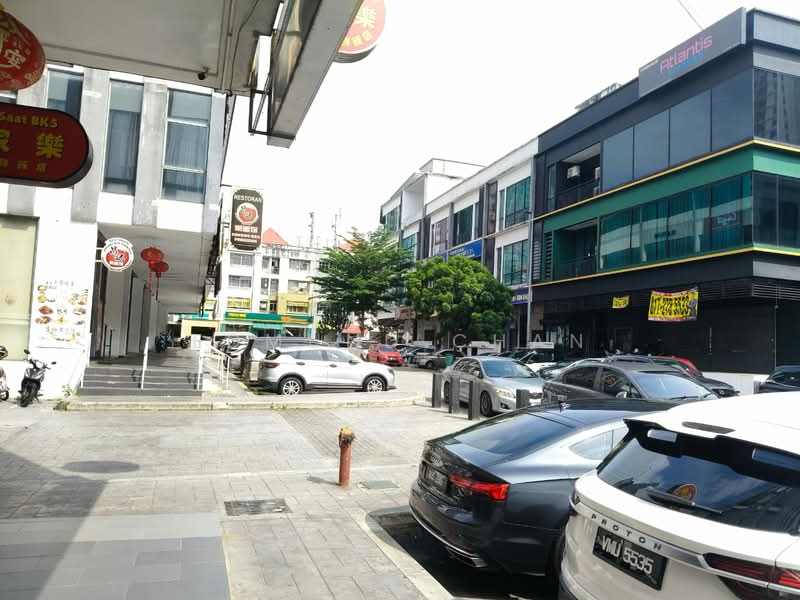 Kedai / Pejabat untuk Dijual di Bandar Kinrara Seksyen 5 (Bandar Kinrara) - Edmund Chan - Exterior - PropertyGuru.com.my