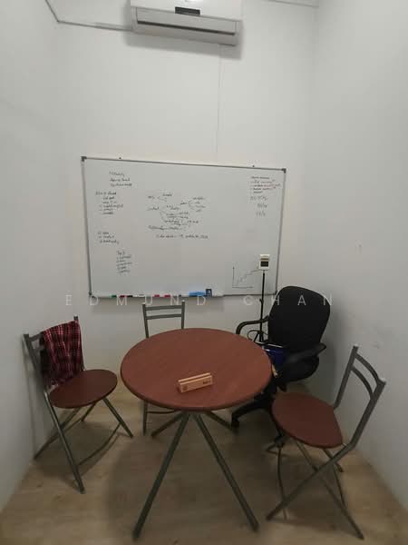 Kedai / Pejabat untuk Dijual di Bandar Kinrara Seksyen 5 (Bandar Kinrara) - Edmund Chan - Study - PropertyGuru.com.my