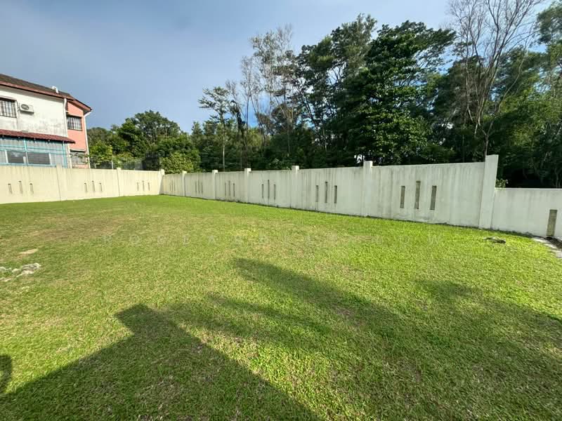 2-storey Terraced House for Sale in Bandar Putra Permai (Seri Kembangan) - Roseabelle Low - Exterior - PropertyGuru.com.my