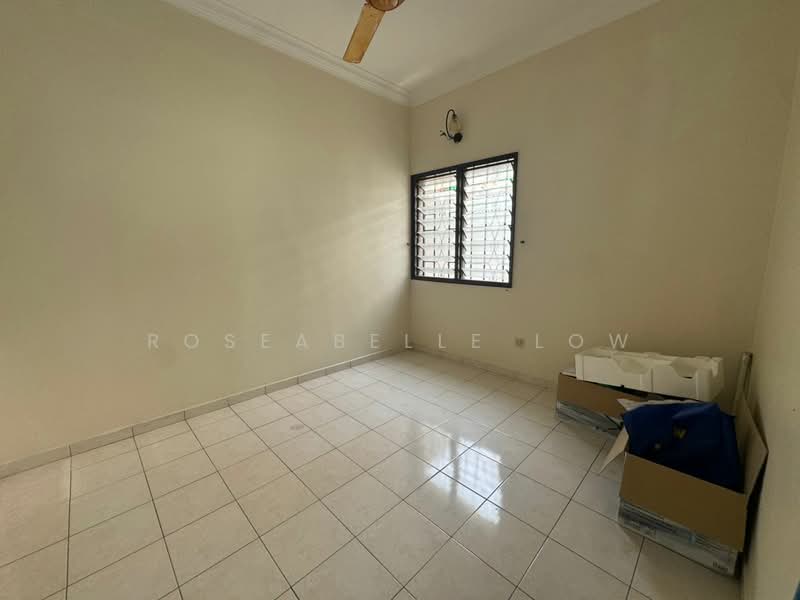 2-storey Terraced House for Sale in Bandar Putra Permai (Seri Kembangan) - Roseabelle Low - Interior - PropertyGuru.com.my