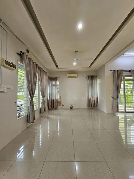 2-storey Terraced House for Rent in Bandar Warisan Puteri (Seremban) - Jacob Simmon - Living Room - PropertyGuru.com.my