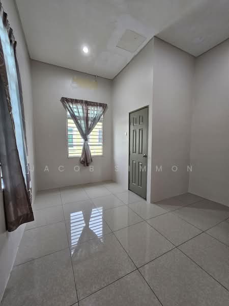 2-storey Terraced House for Rent in Bandar Warisan Puteri (Seremban) - Jacob Simmon - Interior - PropertyGuru.com.my