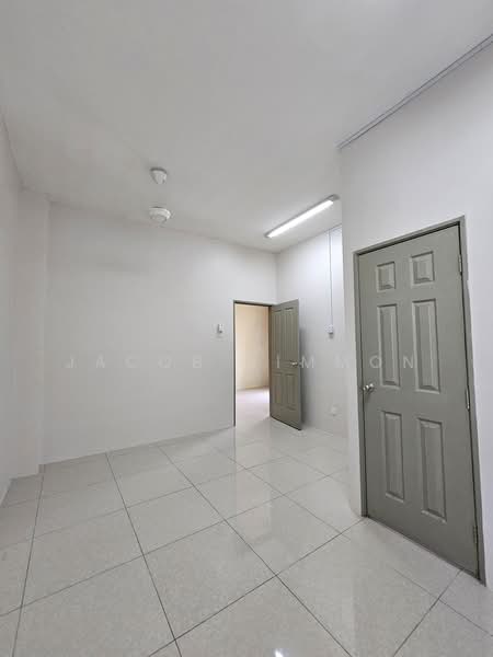 2-storey Terraced House for Rent in Bandar Warisan Puteri (Seremban) - Jacob Simmon - Interior - PropertyGuru.com.my