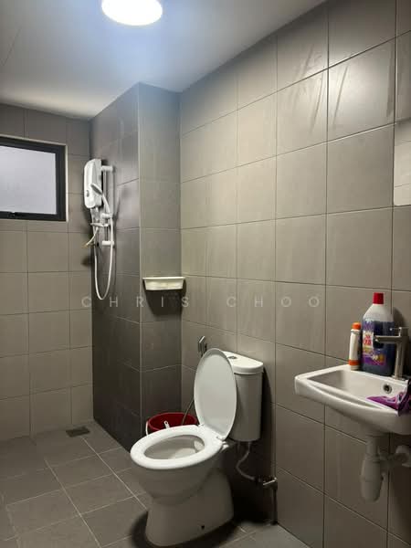 Service Residence for Rent at Residensi Bukit Tiara - Chris Choo - Bathroom - PropertyGuru.com.my