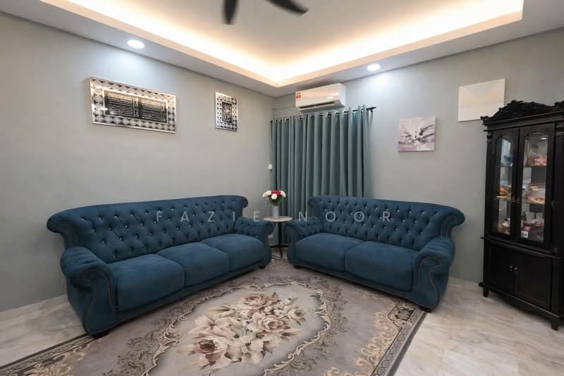 2-storey Terraced House for Sale in Rawang (Selangor) - Fazie Noor - Living Room - PropertyGuru.com.my