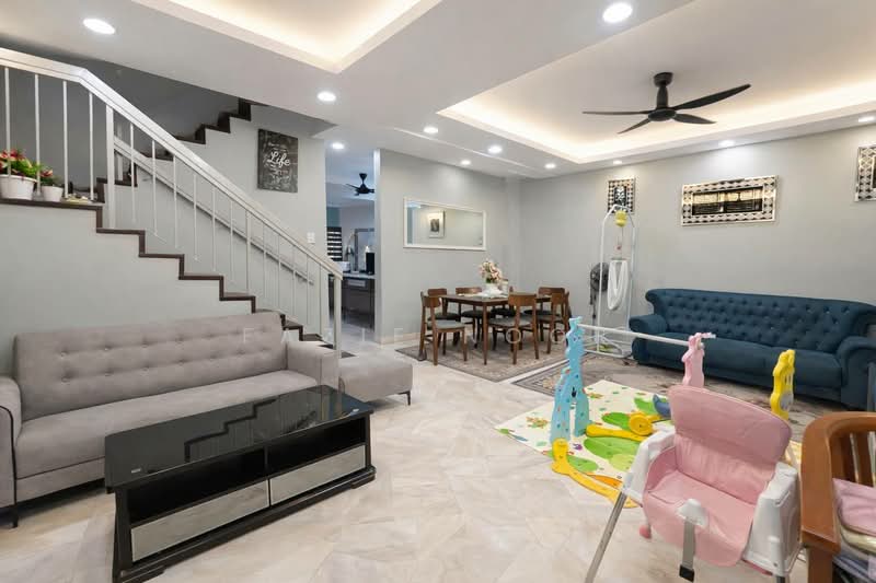 2-storey Terraced House for Sale in Rawang (Selangor) - Fazie Noor - Living Room - PropertyGuru.com.my