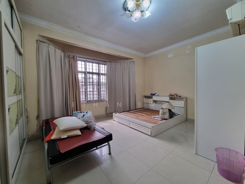 Semi-Detached House for Sale in Sungai Buloh (Selangor) - Ethan Swe - Bedroom - PropertyGuru.com.my
