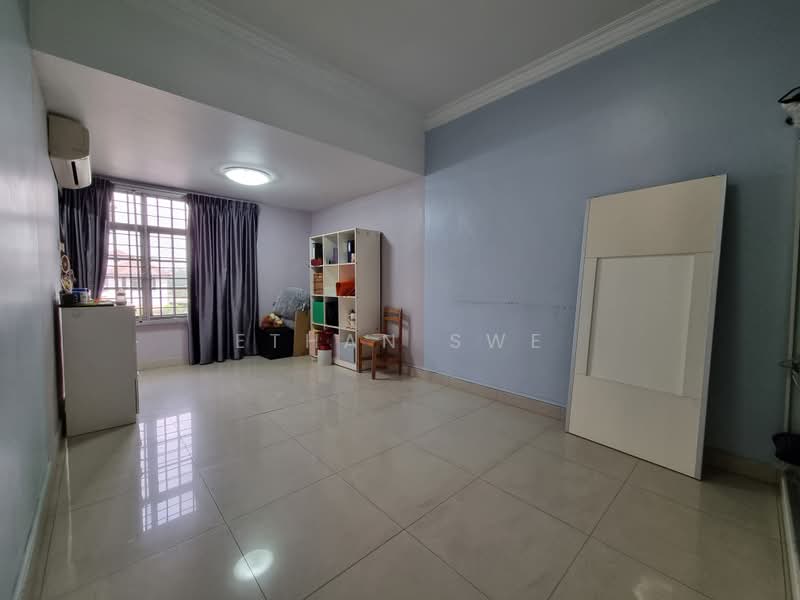 Semi-Detached House for Sale in Sungai Buloh (Selangor) - Ethan Swe - Living Room - PropertyGuru.com.my
