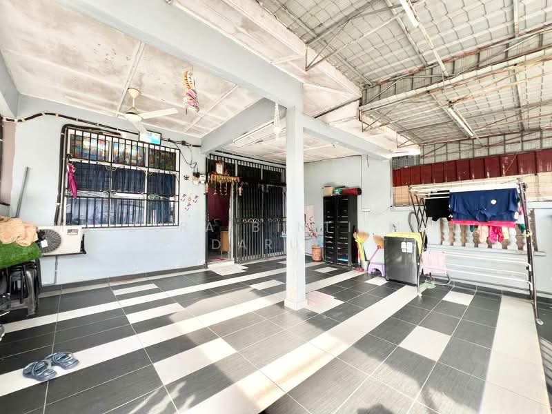 1-storey Terraced House for Sale in Bandar Rinching (Semenyih) - Maizura binti Mohd Darus - Exterior - PropertyGuru.com.my
