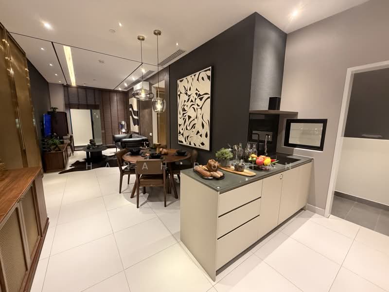 Service Residence for Sale at The Aldenz - Hanah Burhan - Kitchen - PropertyGuru.com.my