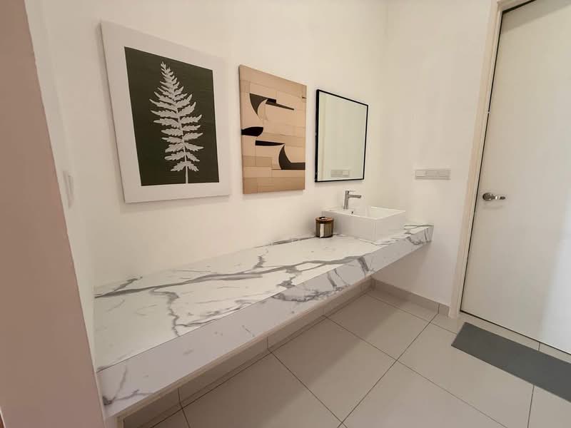 Kondominium untuk Disewa di Ferringhi Residence 2 - Yeoh . - Bathroom - PropertyGuru.com.my