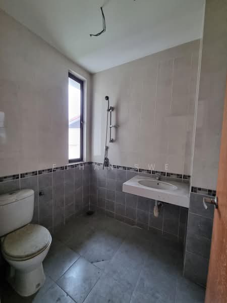 Bungalow for Sale in Bukit Rahman Putra (Sungai Buloh) - Ethan Swe - Bathroom - PropertyGuru.com.my