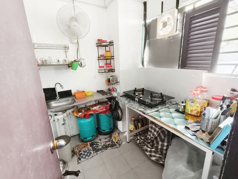 Servis Apartment untuk Disewa di Suri Puteri - Sa'a Nordin - Kitchen - PropertyGuru.com.my