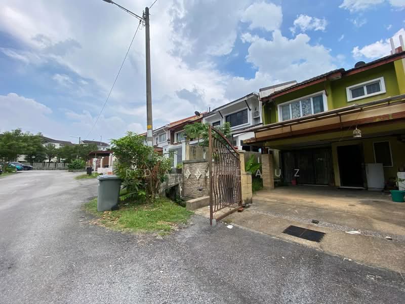Rumah Teres 2 Tingkat untuk Dijual di Taman Prima Saujana (Kajang) - Firdaus Dauz - PropertyGuru.com.my