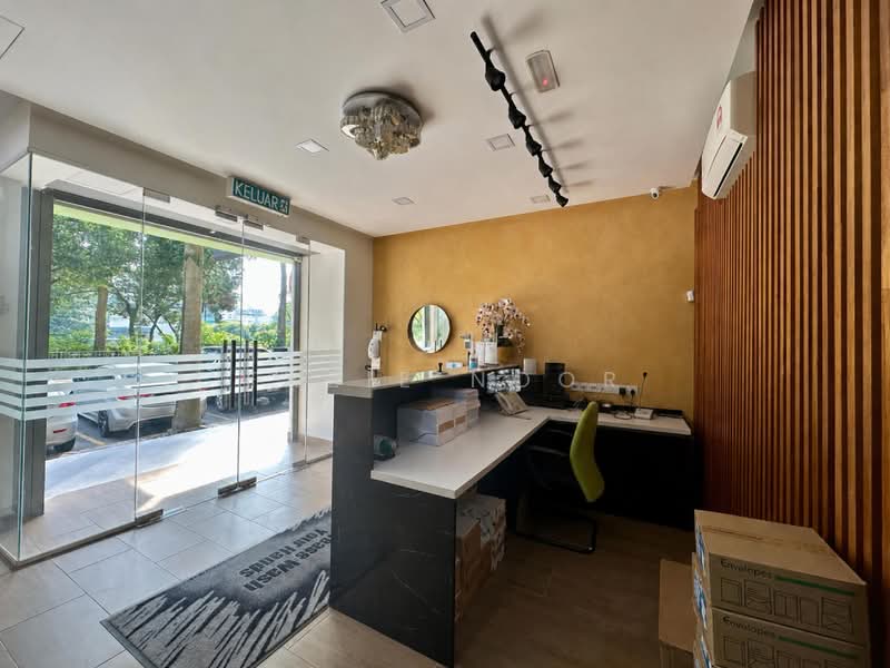 Office for Sale in Seksyen 22 (Shah Alam) - Fazie Noor - Entrance - PropertyGuru.com.my