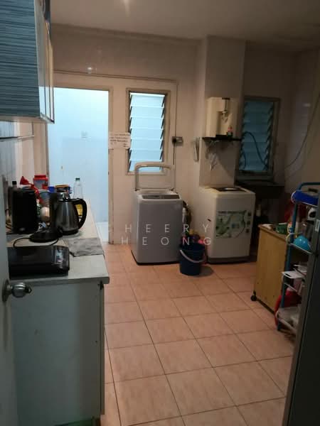Condominium for Sale at Flora Green - Cheery Cheong - Kitchen - PropertyGuru.com.my