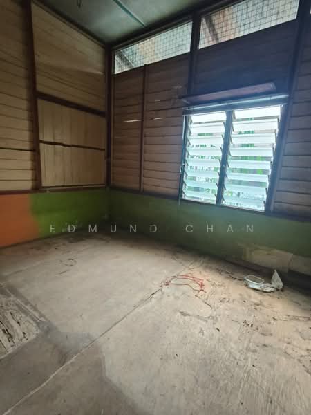Tanah Kediaman untuk Dijual di Batu 14 (Puchong) - Edmund Chan - PropertyGuru.com.my