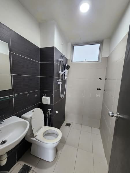 Apartment for Rent at Midori Green (Pangsapuri Hijauan) - Yvonne Lim - Bathroom - PropertyGuru.com.my