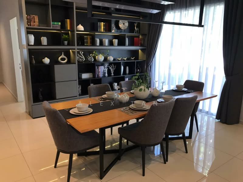 2-storey Terraced House for Sale in Seremban 2 (Negeri Sembilan) - Alex Tan - Dining Room - PropertyGuru.com.my