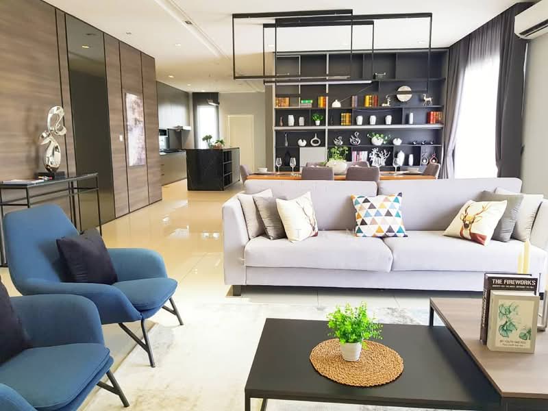 2-storey Terraced House for Sale in Seremban 2 (Negeri Sembilan) - Alex Tan - Living Room - PropertyGuru.com.my