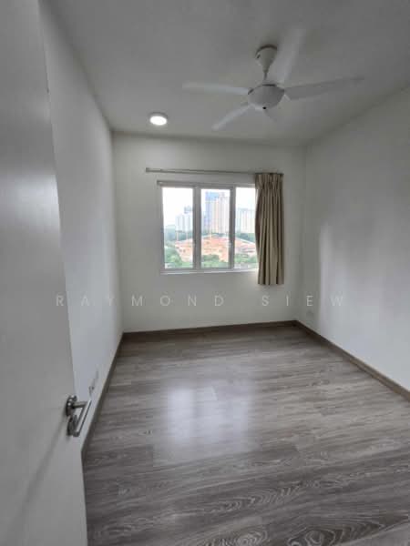 Condominium for Rent at Scenaria @ North Kiara Hills - Raymond Siew - Bedroom - PropertyGuru.com.my
