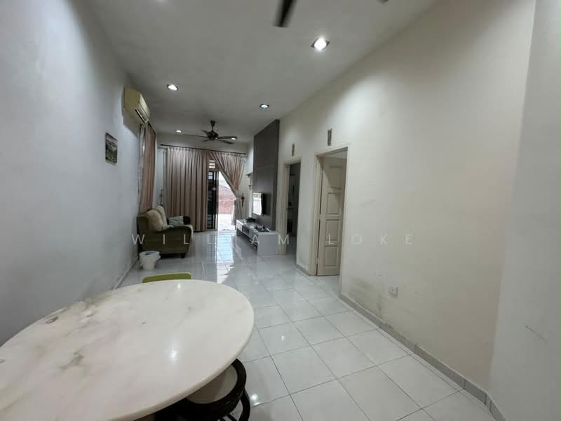 Rumah Teres 1 Tingkat untuk Disewa di Taman JP Perdana (Johor Bahru) - William Loke - Living Room - PropertyGuru.com.my