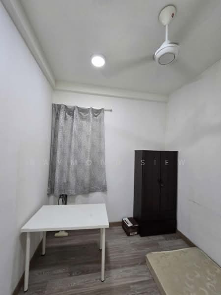 Condominium for Rent at Scenaria @ North Kiara Hills - Raymond Siew - Bedroom - PropertyGuru.com.my