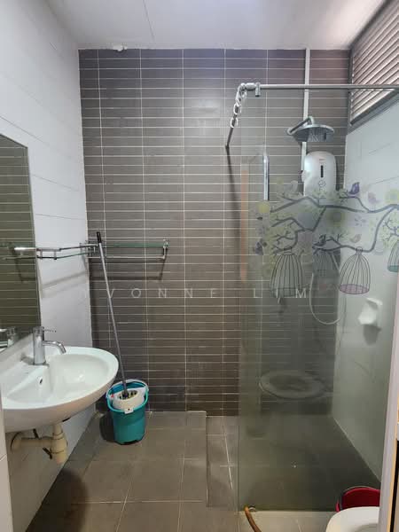 Service Residence for Rent at Palazio - Yvonne Lim - Bathroom - PropertyGuru.com.my