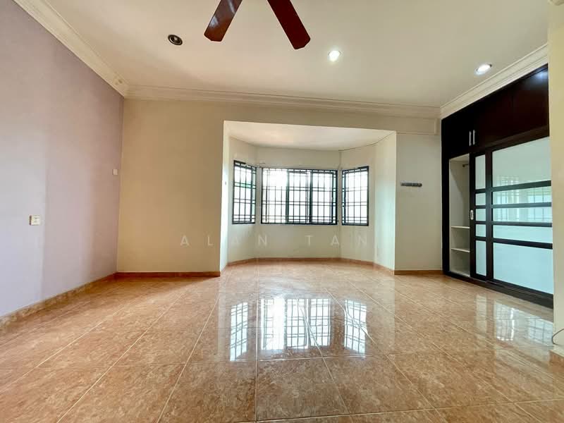 2-storey Terraced House for Sale in Perkampungan Semambu Baru (Kuantan) - Alan Tan - Master Bedroom - PropertyGuru.com.my