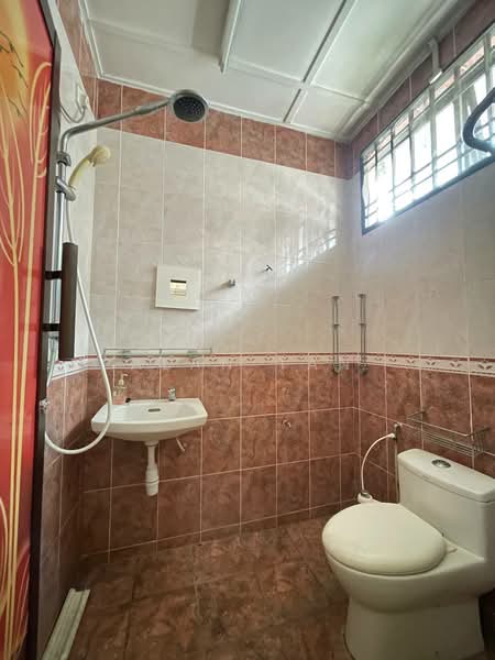 2-storey Terraced House for Sale in Perkampungan Semambu Baru (Kuantan) - Alan Tan - Bathroom - PropertyGuru.com.my