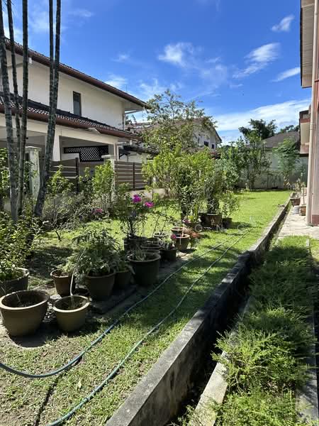 Rumah Banglo untuk Dijual di Seksyen 1 Wangsa Maju (Wangsa Maju) - Kelly Yong Lee Ming - Garden - PropertyGuru.com.my