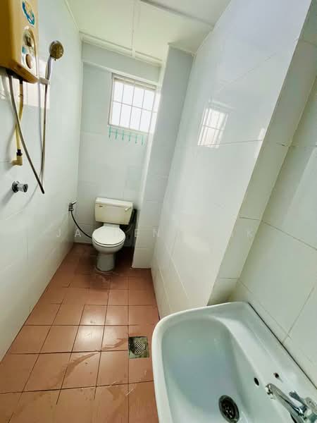 Kondominium untuk Disewa di Seri Cendekia - Jayden Chik - Bathroom - PropertyGuru.com.my