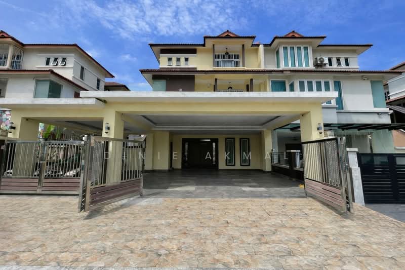 Rumah Berkembar untuk Dijual di Taman Rowther (Batu Caves) - Dinie Akmal - PropertyGuru.com.my