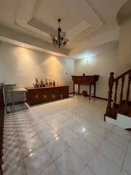 Rumah Teres 2 Tingkat untuk Dijual di Jelutong (Penang) - Anne Lee - Family Area/Dining - PropertyGuru.com.my