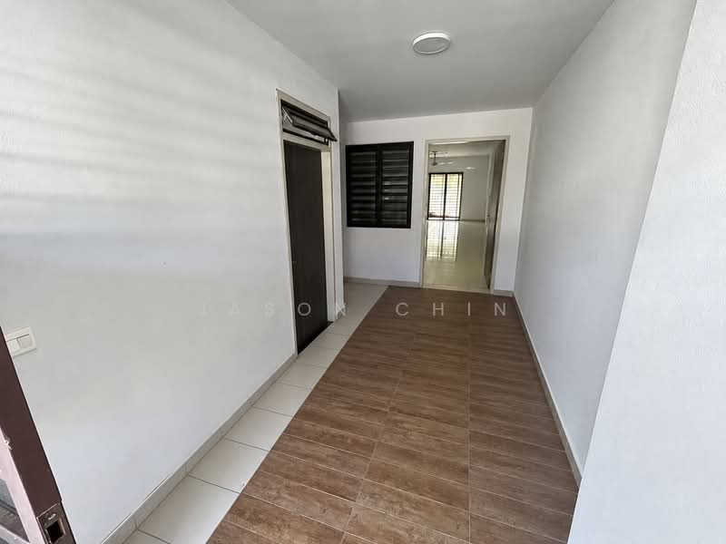 2-storey Terraced House for Rent in Shah Alam (Selangor) - Jason Chin - Corridor - PropertyGuru.com.my