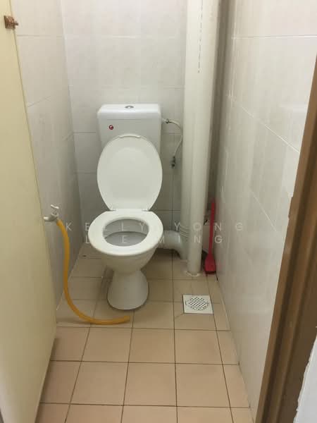 Apartment for Sale at Pangsapuri Mega Indah - Kelly Yong Lee Ming - Bathroom - PropertyGuru.com.my
