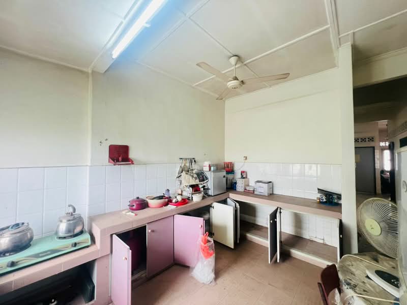 1-storey Terraced House for Sale in Taman Peringgit Jaya (Melaka City) - Ramona Tan - Kitchen - PropertyGuru.com.my