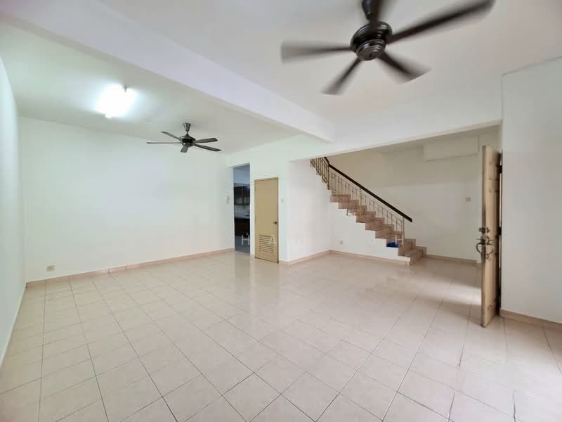 2-storey Terraced House for Sale in Bandar Puncak Alam (Puncak Alam) - Nur Hanizah - PropertyGuru.com.my